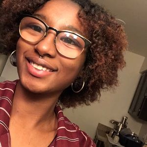 Meet your Posher, Mallory